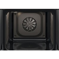 Electrolux SurroundCook 600 EOF5C50BZ Image #4