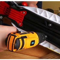 Deko Banger SET 93 063-4168 (с 2-мя АКБ, кейс, набор оснастки) Image #6